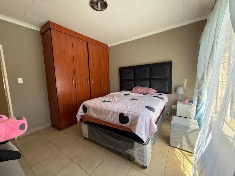 3 Bedroom Property for Sale in Waterval East North West